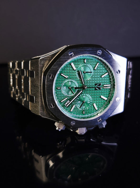 Custom Seiko Mod Seikoak green dial 