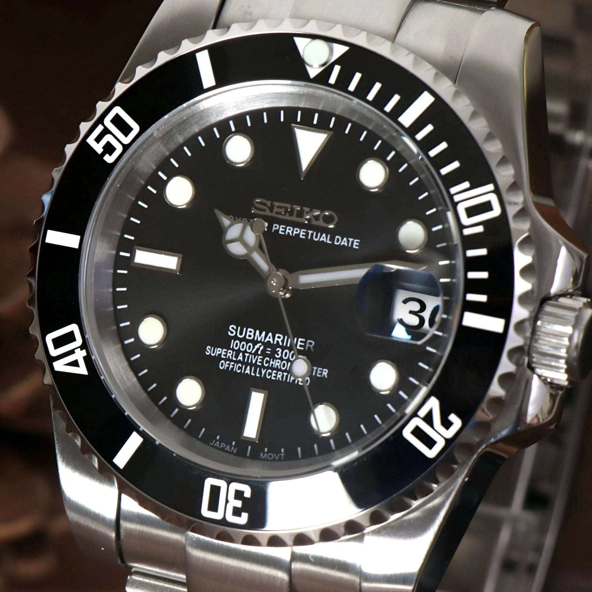 Modded Seiko Black Seikomariner Diver Series - Modtime - MODTIME